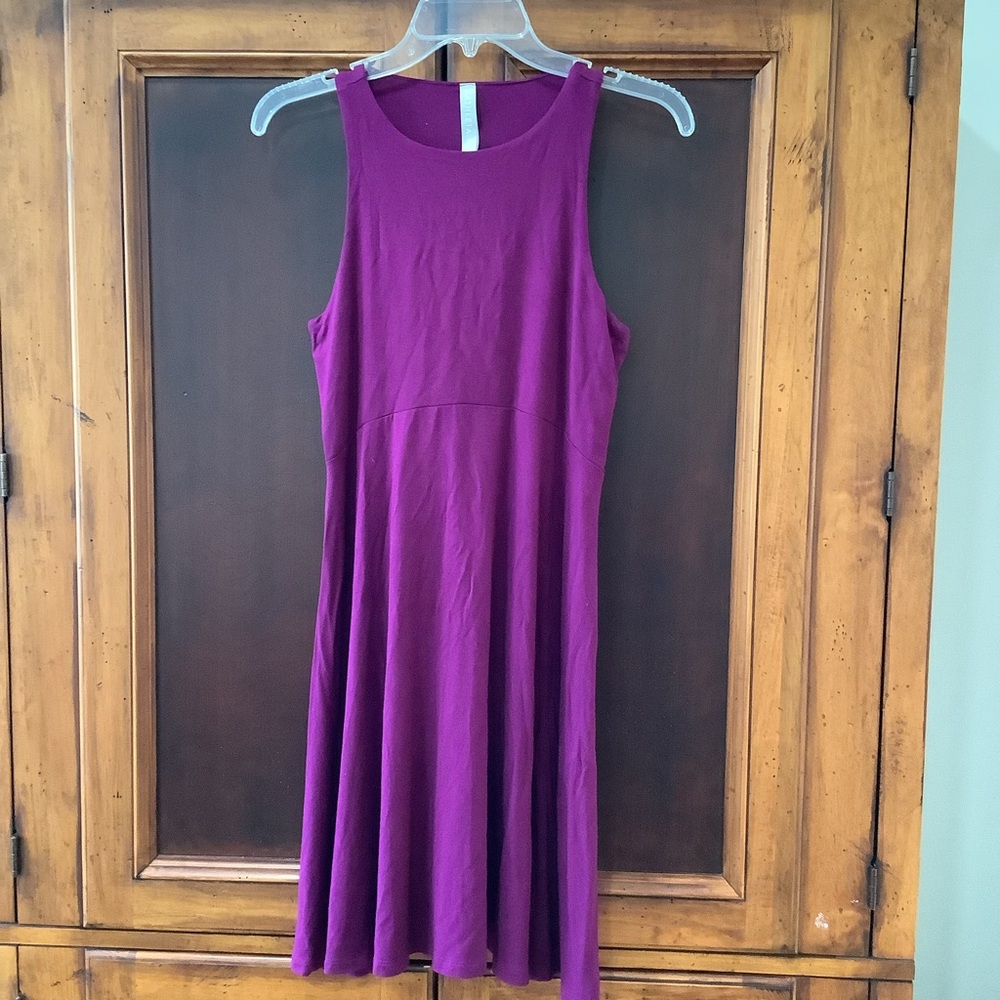 ATHLETA VELVET PLUM SLEEVELESS SANTORINI THERA DRESS